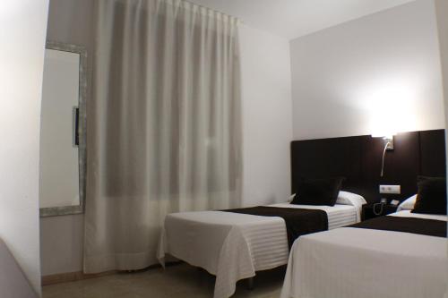 Hotel Marfany - image 2