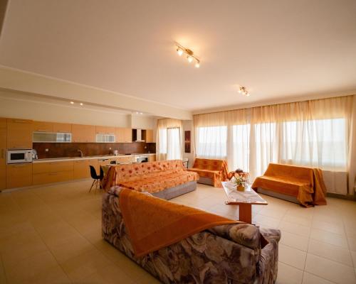 Egglezos House by TravelPro Services Nea Moudania Halkidiki gîte à louer Ágios Panteleímon