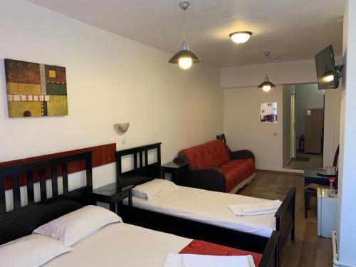 Hotel Funnytime - image 9