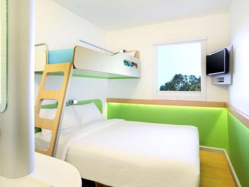 Cordia Hotel Surabaya Airport - Hotel Dalam Bandara in Waru