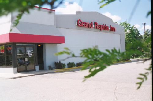 Grand Rapids Inn, Grand Rapids