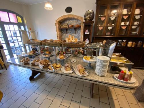 Essen und Erfrischungen, Hotel Rota Do Mar Inn Itajai Navegantes in Itajai