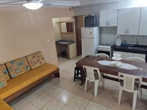 ห้องครัว, Budget Apartamento Na Praia Ubatuba in ปรายา โด ลาซาโร