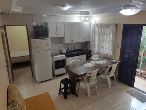 ห้องครัว, Budget Apartamento Na Praia Ubatuba in ปรายา โด ลาซาโร