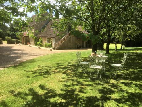 Great Ashley Farm Bed and Breakfast & Shepherds Huts