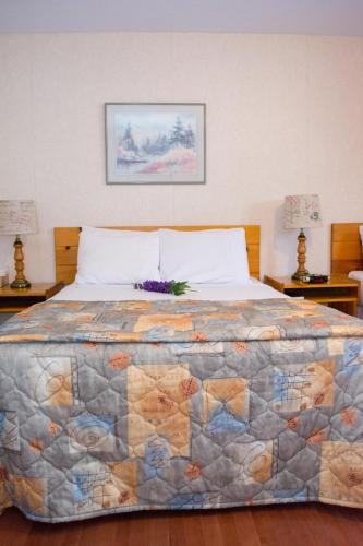 Mayflower Inn