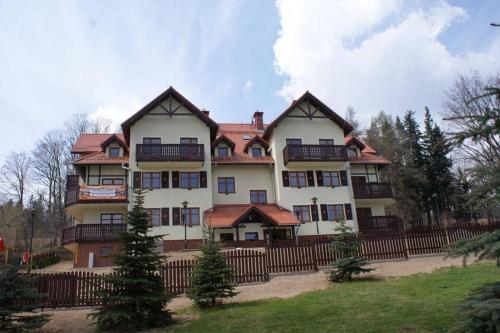 Apartament Poręba, dwupoziomowy, 8-osobowy