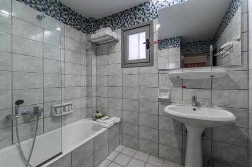 Dedalos Hotel - image 13