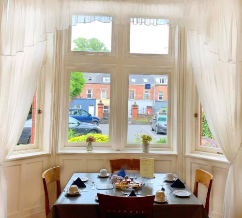 Jardín, Redclyffe Guesthouse in Cork Suburbs