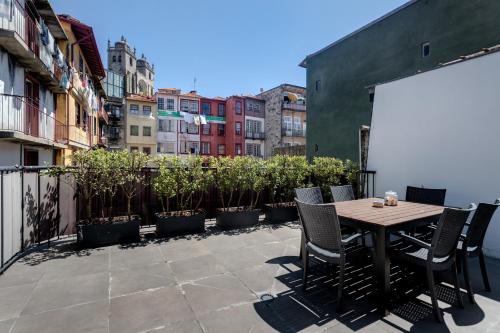 Mouzinho 244 - Porto Houses & Suites, Porto
