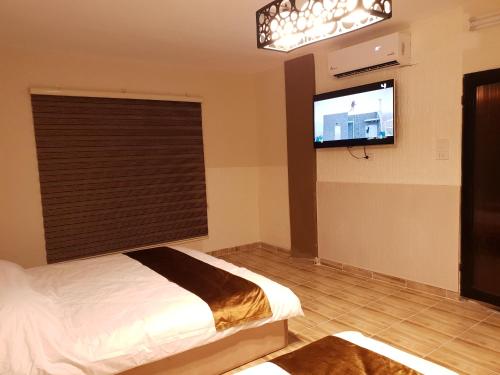 atoom studio, Jerash (photo 2)