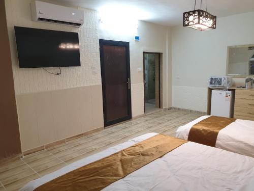 atoom studio, Jerash (photo 4)