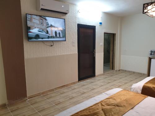 atoom studio, Jerash (photo 6)