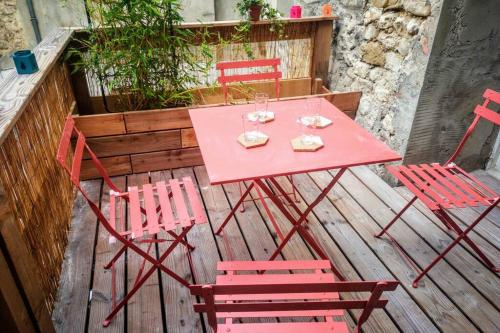 maison de village meublée avec terrasse - Location saisonnière - Donzère