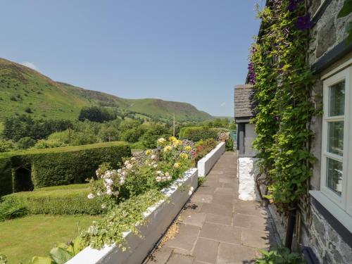 Haulfryn Oswestry - image 8