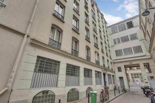 171 Suite GRETA large studioStyle APT with1 BDR Paris Central