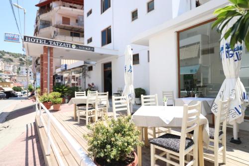 Hotel Tatzati 2 – Saranda, OR