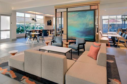 Hyatt House Irvine/John Wayne Airport - image 12