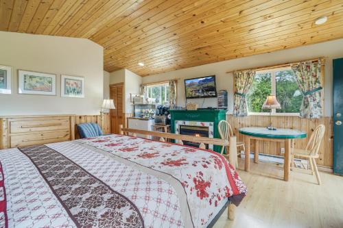 Deer Harbor Cottages