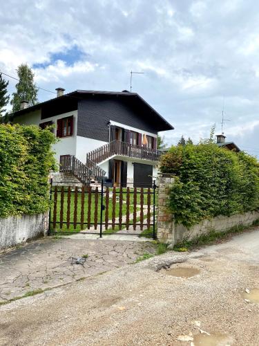  Casa Gastagh - Intera casa con giardino privato in Gallio
