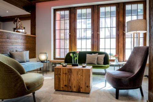 ผับ/เลาจน์, Hotel Krone in เบรตเทิน