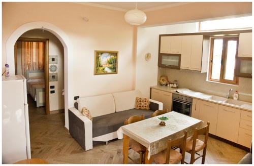 Apartment with Balcony image 5