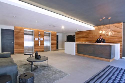 The Docklands Two Bedroom Superior Apartment - image 5