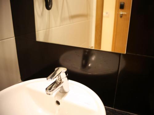 Lisbon Style - image 2