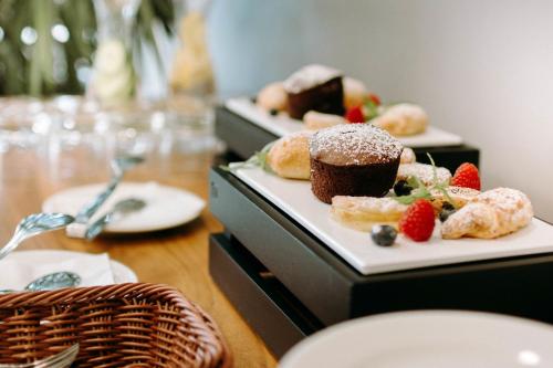 Ruben Hotel Zielona Góra - image 7