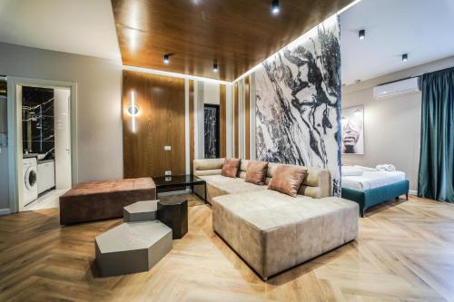 Haris Luxury Apartment no.4, Тирана (фото 4)