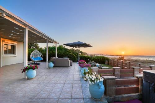 Corali House