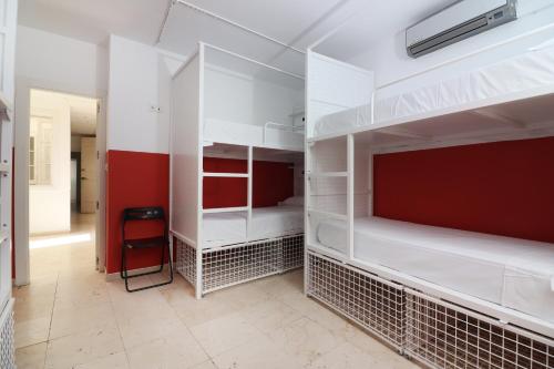 Feel Hostels City Center - image 7