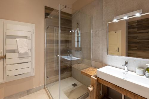 Appartement A Travers Champs avec Sauna - image 9