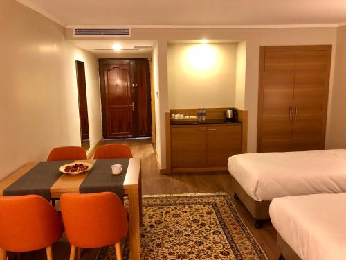 Fehmi Bey Suites - image 2