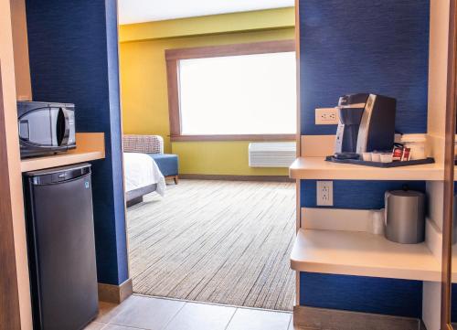 Holiday Inn Express & Suites - Halifax – Dartmouth