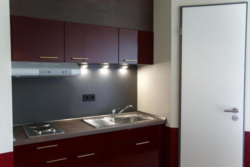 Base Apartments - image 12