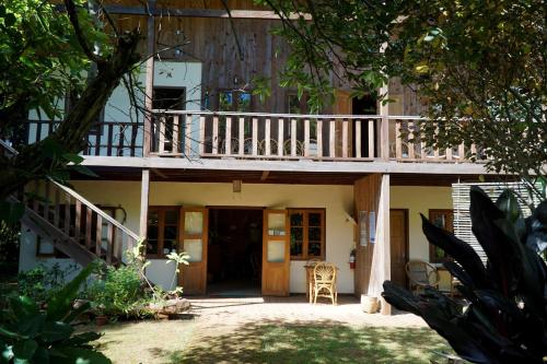 Exterior view, Thitaw Lay House in Kalaw