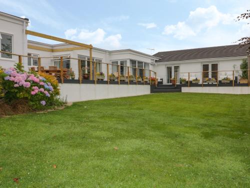 Helyk Lowarth gîte à louer Quintrell Downs Railway Station