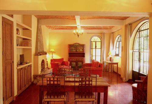 Casa de la Noche 4