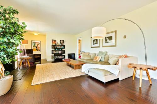 DP-343 - Dana Point Parkside Cottage in Capistrano Beach, USA