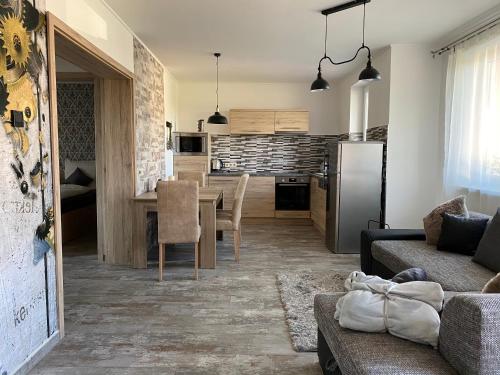 Dióliget Cottage Sárvár (Dioliget Cottage Sarvar) in โซพรอน