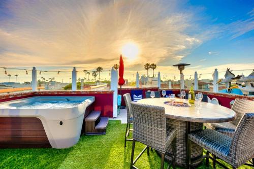 NB-1824C Rooftop Spa View - image 9