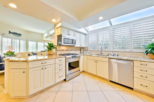 NB-1824C Rooftop Spa View - image 31