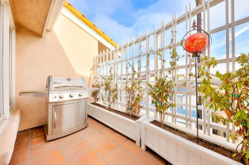 NB-1824C Rooftop Spa View - image 37