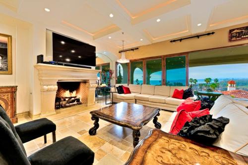 SC-1537 - Elegant Ocean Bluff View - image 8