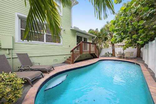 Key Lime Cottage West - image 8