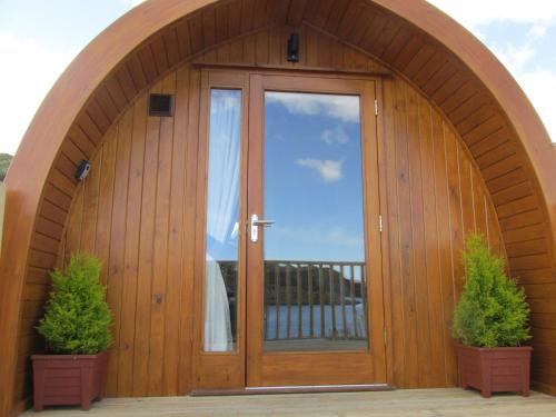Loch Cromore Holiday Pods - Point