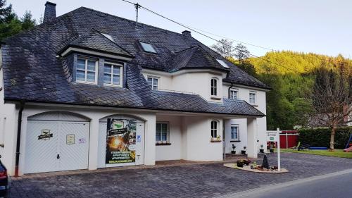 Ieeja, Iris 2-3 Personen - Ferienwohnungen Wagner & Gaul Falkenauel in Karlshausen