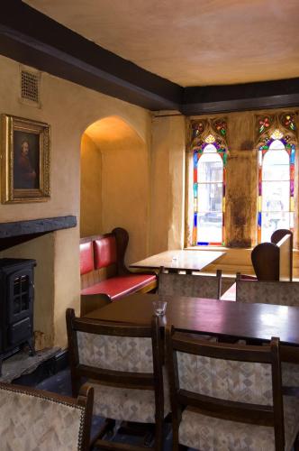 George & Pilgrims Hotel - image 13