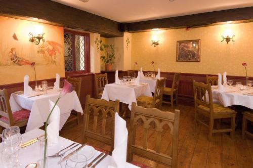 George & Pilgrims Hotel - 레스토랑